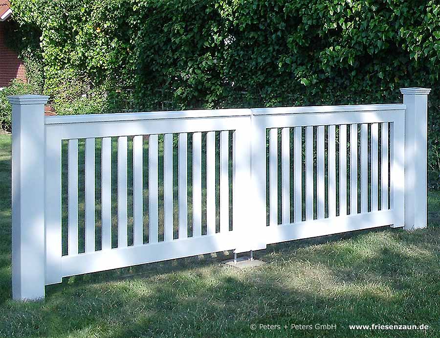 Gartentor OHLAND - Weiße Holztore nach Maß gefertigt.