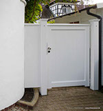 Extra massiver Sichtschutz für Garten, Haus und Terrasse - Massive Sichtschutzwände aus dauerhaftem Hartholz gefertigt