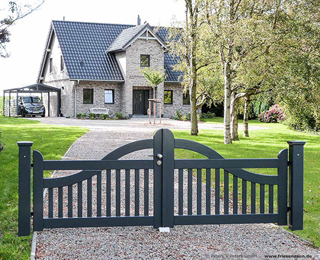 Sylter Gartentor LUXUS - Echte Friesentore von Peters + Peters - Lieferbar in über 200 RAL-Farbtönen.