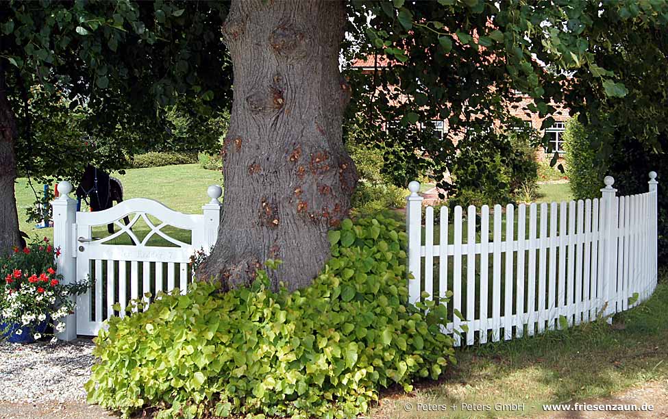 Original Sylter Friesenzaun - Weißer Gartenzaun aus wertvollem ODUM IROKO Hartholz - Anfertigung nach Maß von Peters + Peters