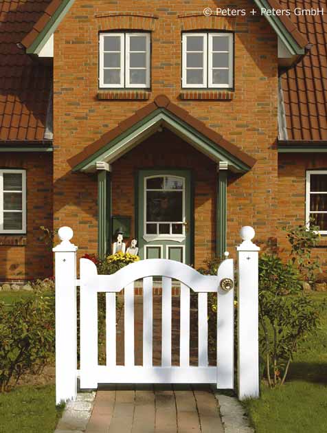 Gartentor BERGSTEDT - Weiße Holztore nach Maß gefertigt - Gartentore in mehr als 200 RAL-Farben.