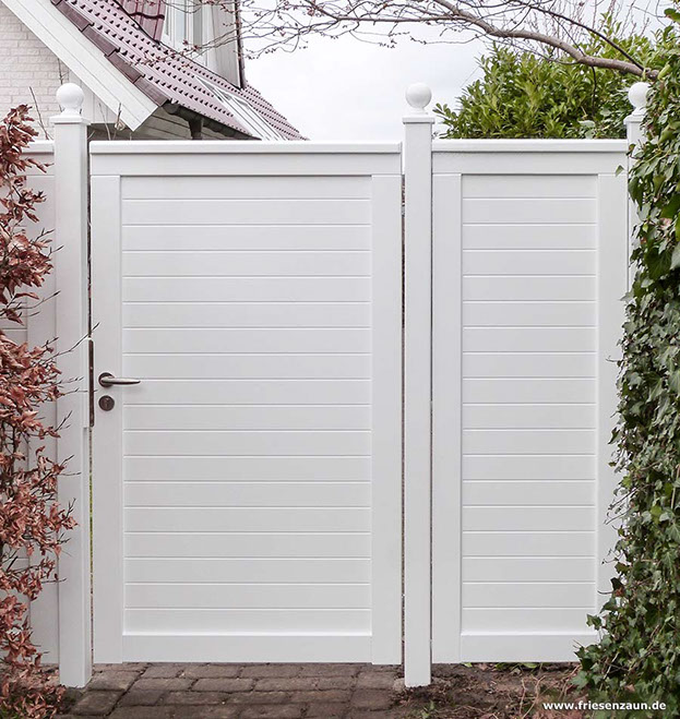 Gartentor OHLAND - Weiße Holztore nach Maß gefertigt.