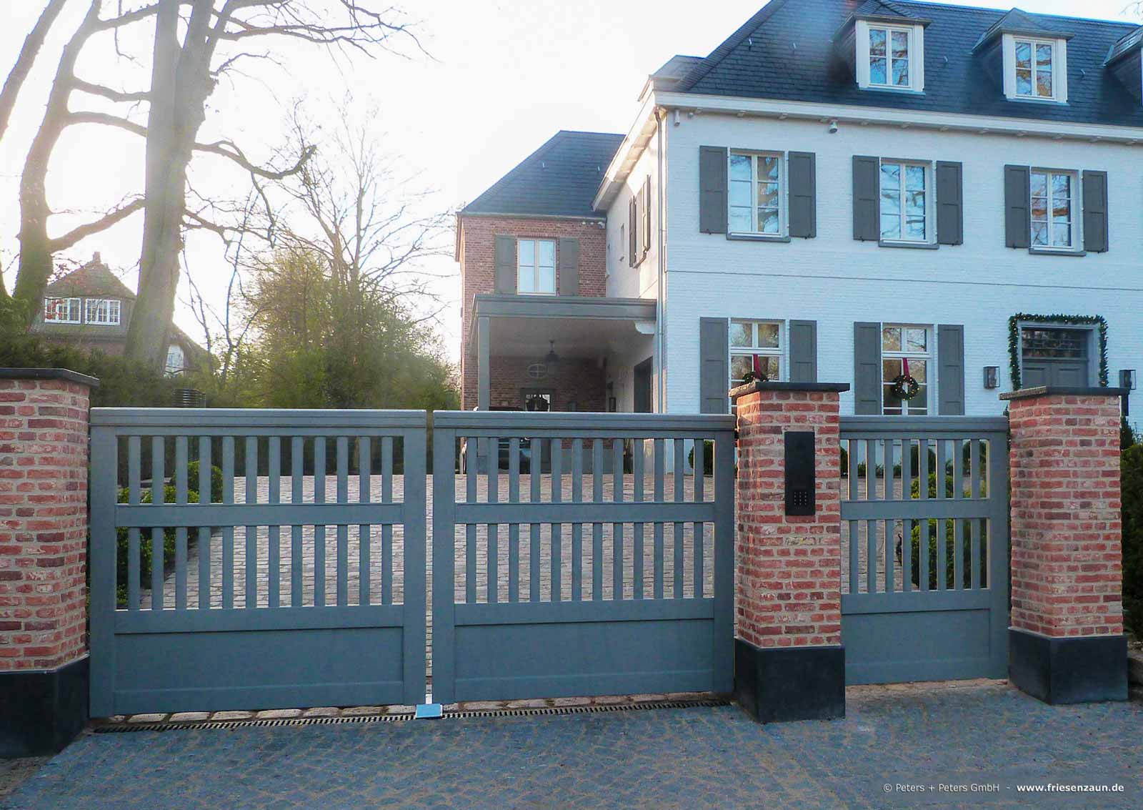 Gartentor und Einzeltor BRIXHAM - Besondere Holztore nach Maß gefertigt - Gartentore in über 200 RAL-Farbtönen