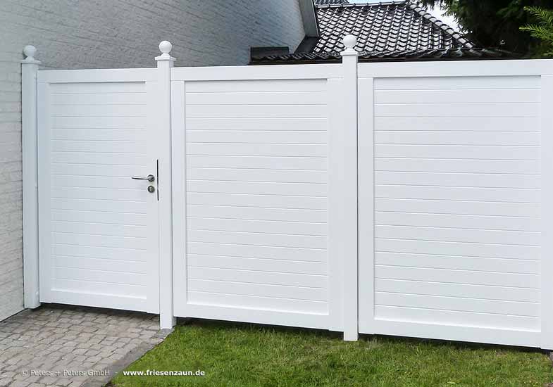 Gartentor BERGSTEDT - Weiße Holztore nach Maß gefertigt - Gartentore in mehr als 200 RAL-Farben.
