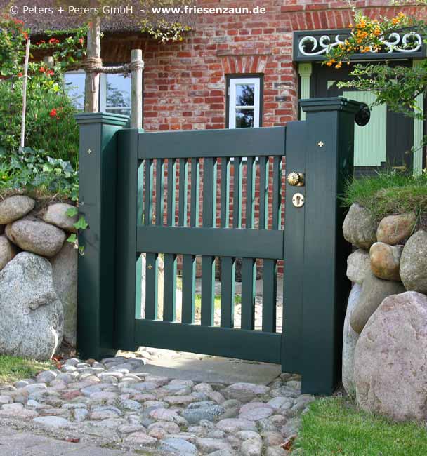 Individuelle Gartentor - Holztore aus wertvollem Hartholz - Qualität mit 25 Jahren Garantie.