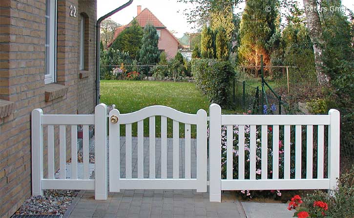Gartentor BERGSTEDT - Weiße Holztore nach Maß gefertigt - Gartentore in mehr als 200 RAL-Farben.