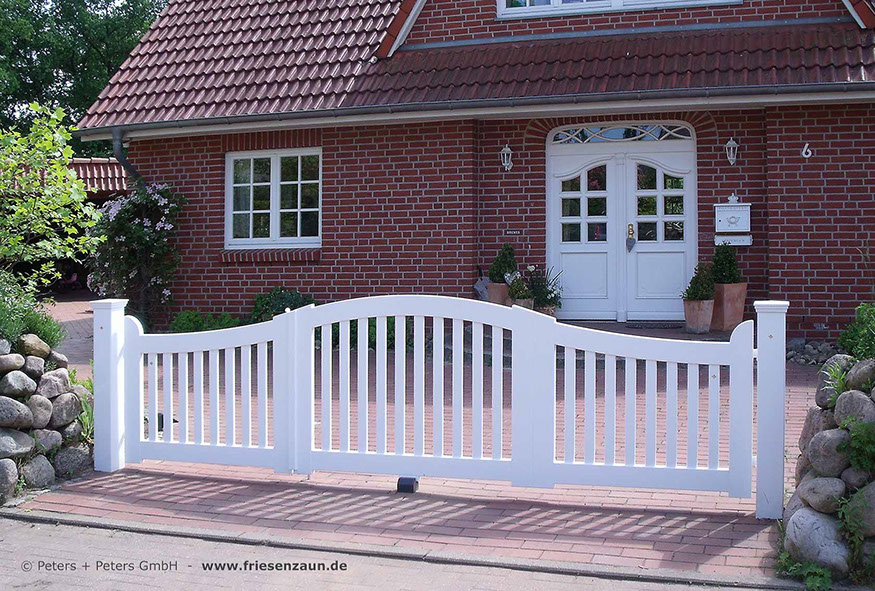 Gartentor KORTENLAND - Das weiße Gartentor mit asymmetrischer Teilung